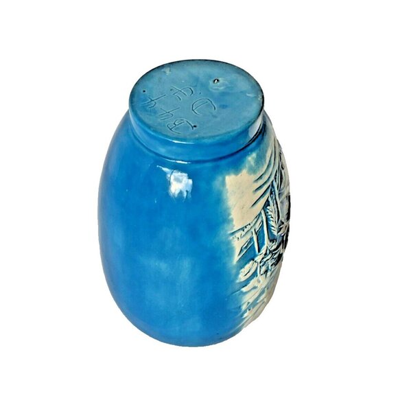 Signed 7” Tall Bright Blue & White Woodland Scene Bud Vase (Ginger Jar W/O Lid) - Picture 8 of 16